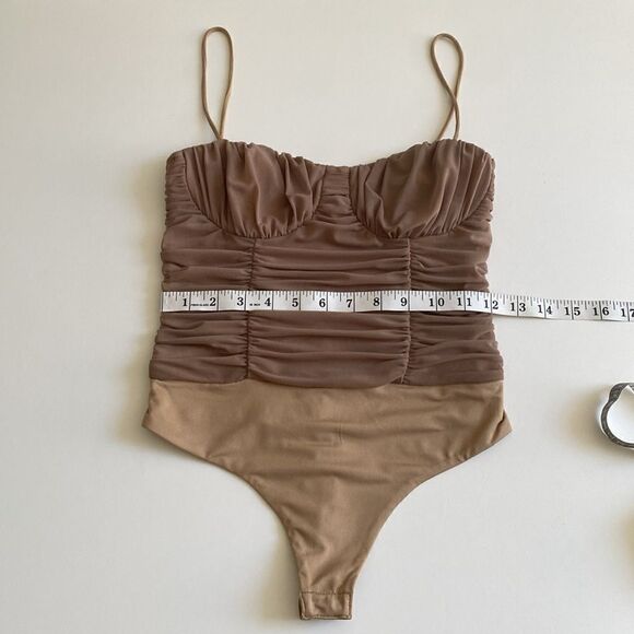 Albany Bodysuit in Taupe Brown Size XS - Picture 11 of 16